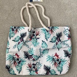 Brand new Roxy Beach Bag